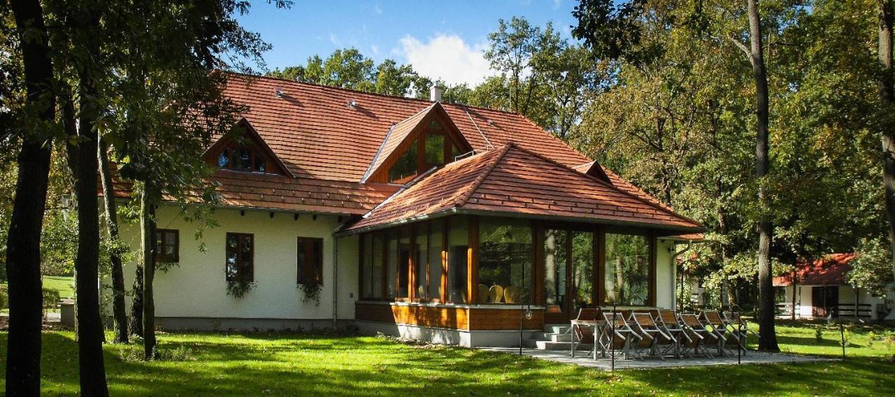 Hodoseri Vadaszhaz Bakonyszentlaszlo Εξωτερικό φωτογραφία